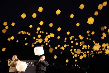 Specialゲスト塙兄弟もやってきた！市内大学生発案の我孫子市「手賀沼ランタン Xmasフェスティバル2025」