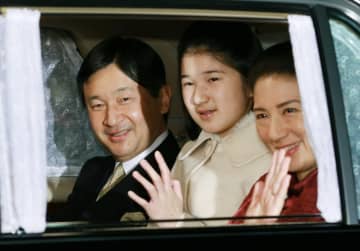 『消えたお妃候補たちはいま』から紐とく、天皇陛下の雅子さまへの想い―前編