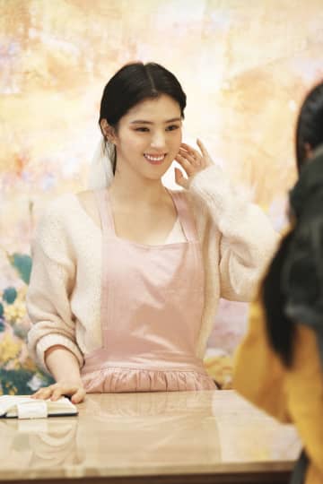 ハン・ソヒが幸福感に満ちた笑顔　危険な一面をのぞかせるチョン・ジョンソ　「PROJECT Y」場面写真