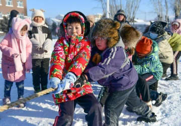 フルンボイルで「雪休み」スタート、青少年が氷雪活動を満喫―中国