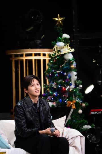 チ・チャンウク、日本ファンとクリスマスイブを堪能…甘い歌声＆サプライズ演出も「小さな癒しになれば嬉しい」