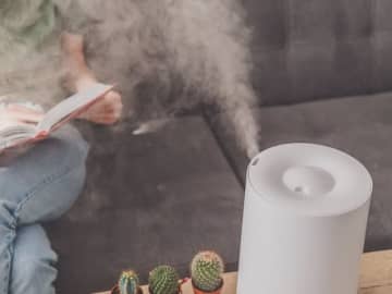 Q. 「加湿器はレジオネラ菌のリスクがあり危険」って本当？【医師が解説】