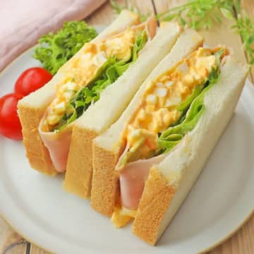 【卵サンド、もう崩れない】一口目で具が出ない理由がちゃんとあった！