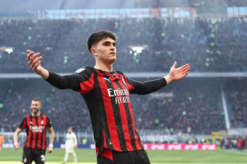 アーセナルが“ネクスト・マルディーニ”の獲得に興味か…来夏にオファー提示の可能性？