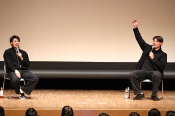 【DeNA】森敬斗と小園健太が横浜でトークショー　「青星寮」隣人同士で盛り上げる