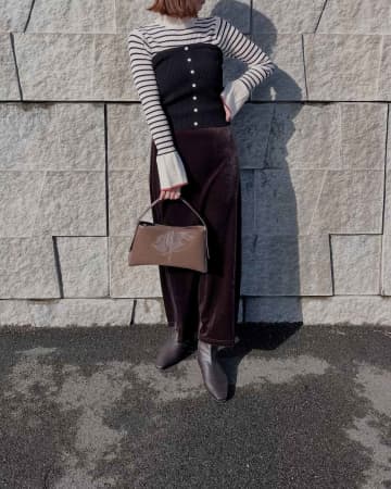 大人が【しまむら】で買いたい！ 1枚あると助かる「サマ見えスカート」