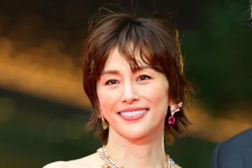 米倉涼子〝ガサ入れ報道〟認める「事実です」 薬物事案の詳細には触れず