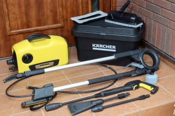 大掃除のときに欲しくなる高圧洗浄機、3.7mのめっちゃ長い延長パイプで2階の窓もキレイにしてみた!!【テレワークグッズレビュー】