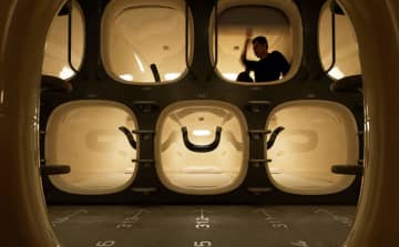 「ふぅ、生き返る」あえて何もしないを予約する。奄美の自然と都心の静寂で「眠るためだけの旅」