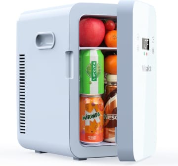 【Amazonセール】Msakeの小型冷蔵庫がセール。エナドリなどの冷やす際にも