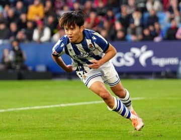 「メッシを彷彿」「キレキレだった」ついに“魔法”を披露した久保建英にソシエダ番記者が感嘆　降格危機のチームには失望「もはや悲劇」【現地発】