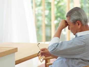 年収1300万円だったが……「家賃の値上げで趣味に制限」65歳男性の老後の誤算