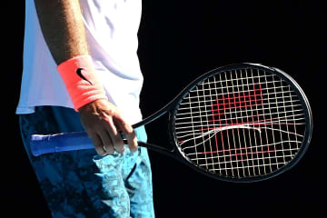 【テニスルール虎の巻】相手のフォールトした1stサービスを受けたら、ラケットのストリングが切れていることに気付いた＜SMASH＞