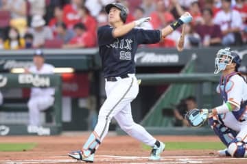 「GOOD治安でした」オリックス元本塁打王の一日警察署長に反響続々「貫禄が凄い」「ラオウポリスこぇ～」