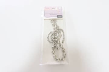 ダイソーで奪い合いになりそう！アクセサリーみたいに可愛い♡300円に見えないスマホグッズ