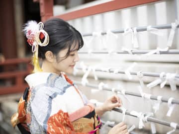 どこに行く？2026年の初詣｜全国リビングWeb読者が選んだ“地元の推し神社・お寺”