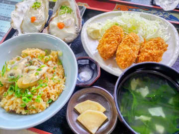 【川越】サクッ・つるん・ぷりっ！「かき小屋 小江戸」で味わう牡蠣ざんまいの定食を満喫