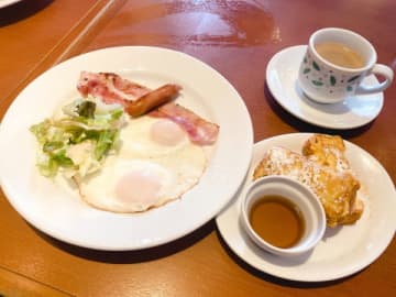 お誕生日クーポンでグレードアップ♪【デニーズ】の贅沢モーニング