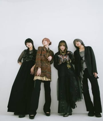 めっちゃ美人、初の自主企画イベントを"笹塚ボウル"で開催決定