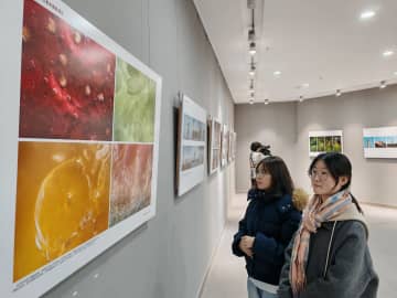 中国・天津で青年写真展　歴史や市民生活捉えた100点公開