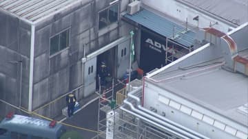 男は車で正門を突破か…横浜ゴム三島工場で従業員襲われ15人ケガ　殺人未遂容疑で無職の男を現行犯逮捕　静岡・三島市