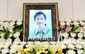 故 イ・ソンギュンさん、本日（27日）2周忌...「捜査情報流出」の元警察官に有罪判決