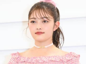 井上咲楽、髪バッサリ！　イメチェンに反響「可愛い」「短い髪型もお似合い」