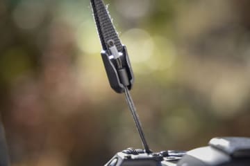 私はこれを買いました！：風の中でも動画が撮れる。極めて軽いストラップコネクター　Ulanzi Falcam Maglink バックルミニキット（館野二朗）