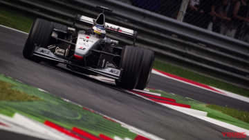 「サイレントアタック」……ミカ・ハッキネンが見せた“音のない世界”のフライングラップ