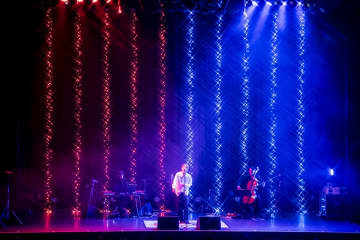 ＜ライブレポート＞れん、温かな雰囲気に包まれて情緒豊かな歌声を贈った【X’mas Acoustic LIVE】