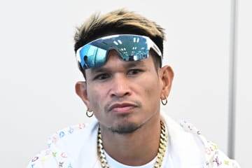 カシメロが再起戦で５回ＴＫＯ勝利！引退危機を回避　ネリとの〝悪童対決〟を熱望