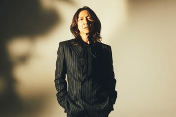 ロックミュージシャン・吉井和哉「この映画を撮るためにアーティストになったのかなと思ったくらい」――ドキュメンタリー映画『みらいのうた』を通して語りたいストーリー