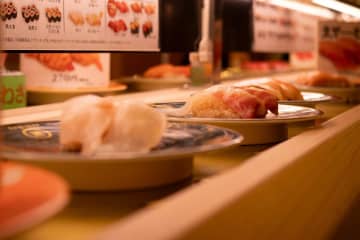 回転寿司大手3社に静かな苦境...売上増だが、利益は伸び悩み　差別化＆エンタメ要素で集客強化