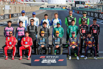 順位も報酬も鰻登り。新チャンピオンのボーナスは61億円【F1ドライバー年俸伸び率ランキング】