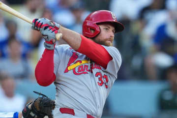 ド軍が争奪戦に敗退？　28歳便利屋に“移籍候補”がまた浮上…気になる去就の行方