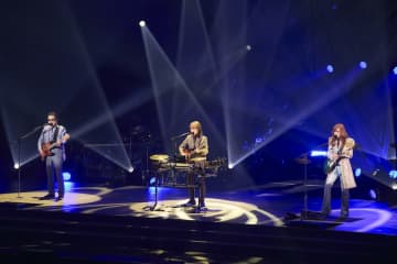 【ライブレポート】THE ALFEE、105回目の日本武道館ライブ開催「THE ALFEEに解散はない！」