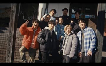 Official髭男dism、楽曲＆MV制作の裏側など収めた「Sanitizer」ビハインド映像公開