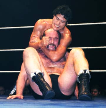鶴田とビル・ロビンソンは言った「ローラン・ボックはプロじゃない」 真の猛者は猪木と死闘の五輪レスラー