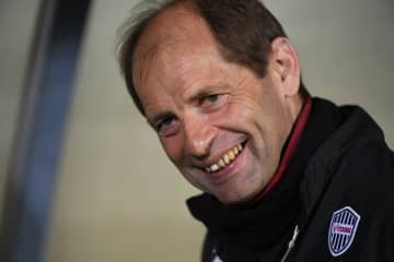 【徳島】横浜F、浦和など率いたエンゲルス氏が監督就任。黒部強化部長が語る抜擢の理由とは?