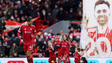 日本代表選手の28歳同僚、悲劇の事故死…残された子供たちが試合に招待され、「心の底から感謝」と未亡人