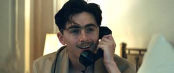 「見てられないw」「こういう人いるわ」ティモシー・シャラメ、ZOOM会議でスベりまくる… 『マーティ・シュプリーム』PR映像が大バズり