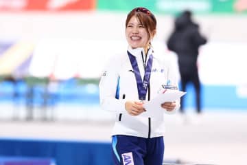 【スピードスケート】佐藤綾乃　今季限りで解散の「ｔｅａｍ　ＧＯＬＤ」に感謝「上を目指したい」