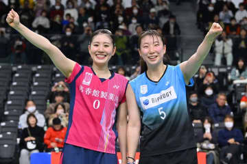 志田千陽／五十嵐有紗“シダガシ”４強進出！ 結成４か月の五輪メダリストコンビが頂点まで、あと２勝「腹をくくって決勝進出決めたい」【全日本総合バドミントン】