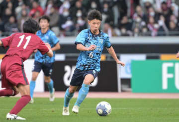 【高校サッカー】徳島市立が堅守の早実に大勝　６大会ぶり１回戦突破