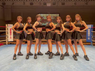 大好評のイーチケラウンドガールのイーチケリポーター～イーチケリポーターとして華彩なな・Azullyが会場と選手インタビューで華を添えた～