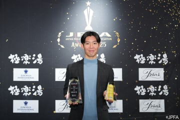 J2MVP受賞の渡邉新太「もっともっと注目されるように」　海外挑戦目指す齋藤俊輔にエール「彼があってこそ水戸の躍進」