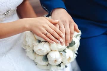 結婚しても「デートに行くのをやめないで」→その理由は…　結婚生活の秘訣10選