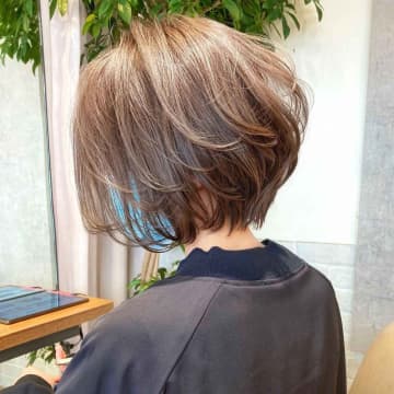 短いのに女っぽい！！【40・50代】に猛プッシュしたい♡「前下がりショートボブ」