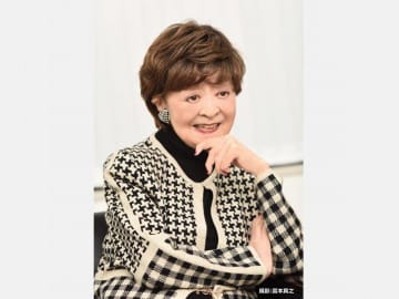 ３０年に渡り「レコ大」制定委員を務めた脚本家の内館牧子さんに特別功労賞を贈呈！