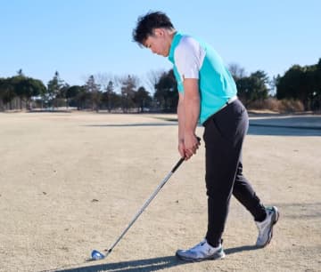 インパクトは「ぞうきん絞り」のイメージ！アイアン上達のコツをレッスン